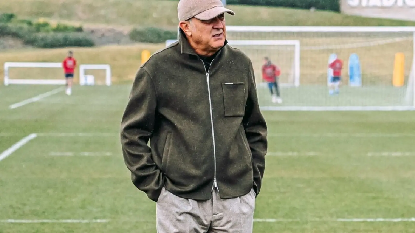 Dan Șucu a sunat pe Cristi Chivu pentru a-l aduce la Rapid