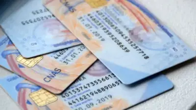 De la 1 octombrie, pacienții pot merge la medic cu cardul de sănătate sau cu cartea de identitate