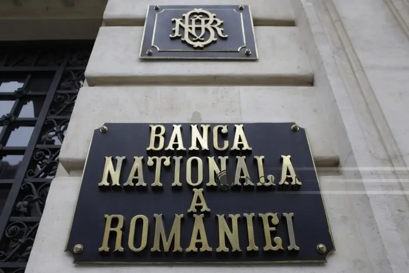 Euro sparge orice barieră și atinge un record istoric: 5,34 lei