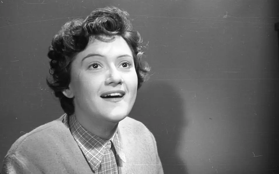 Olga Tudorache: de la visul de aviator la scena teatrului românesc