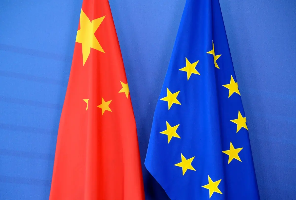 Războiul comercial se ascute: China anchetează importurile de substanțe chimice din Uniunea Europeană