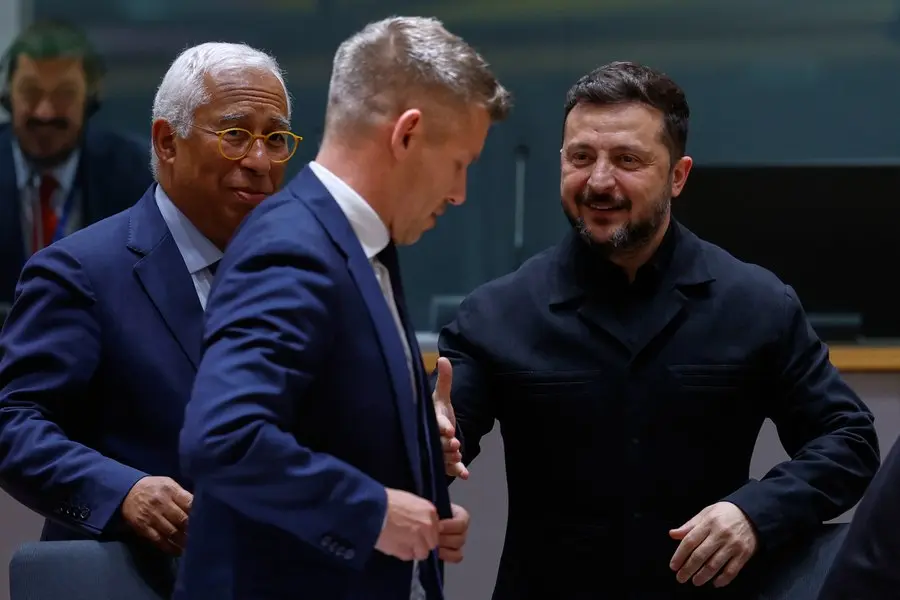 Zelenski cere României și țărilor vecine să permită tranzitul cerealelor ucrainene